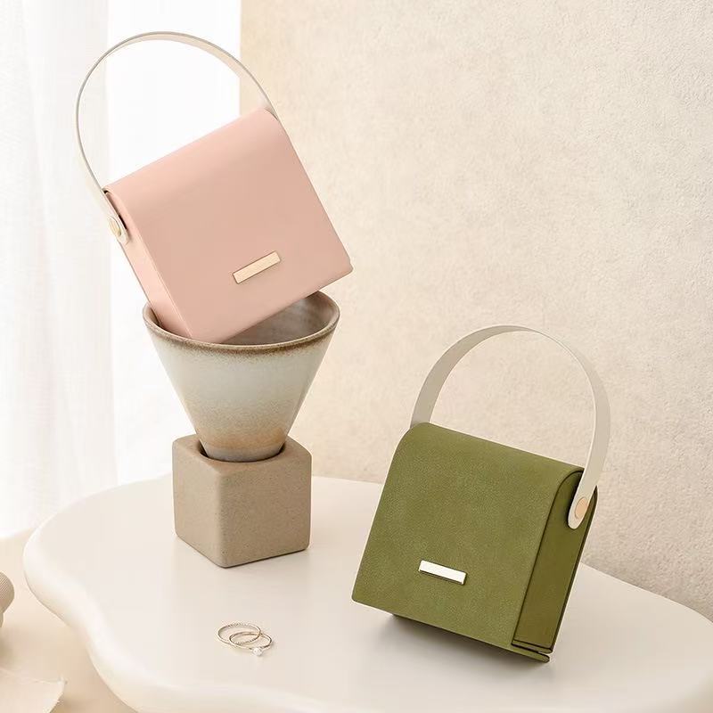Hanging Mini Jewelry Storage Case