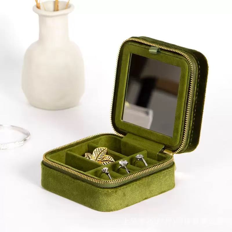 Soft Velvet Ring Storage Box