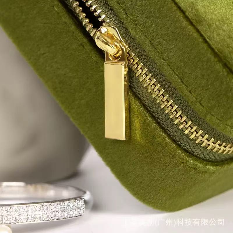 Soft Velvet Ring Storage Box