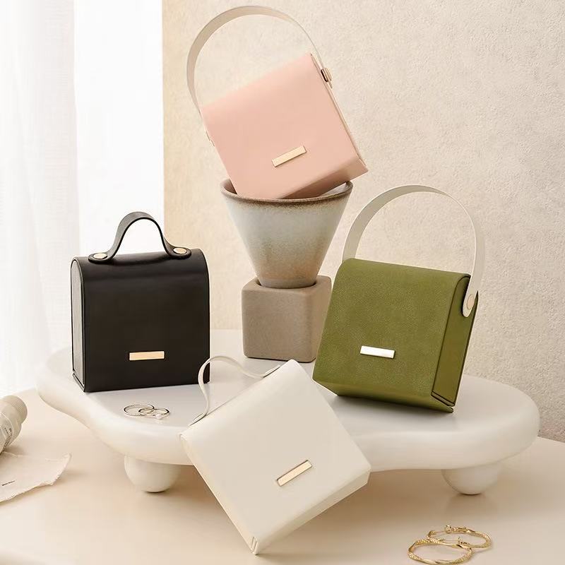 Hanging Mini Jewelry Storage Case